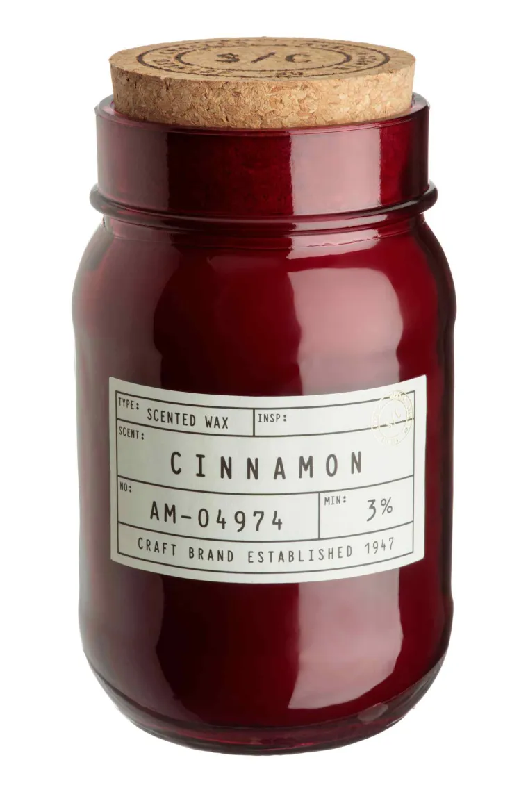 Velika svijeća s mirisom cimeta u zanimljivoj staklenci, H&amp;M Home, 76,38 kuna