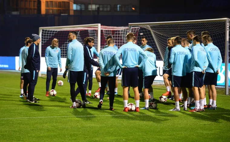 VATRENI DRIL NA KI&Scaron;NOM MAKSIMIRU: Grčka se bliži, nema mjesta opu&scaron;tanju