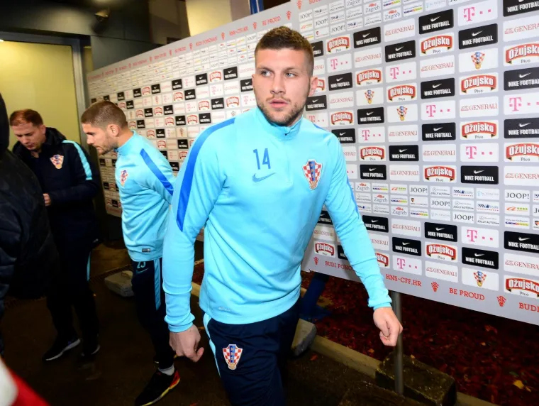 VATRENI DRIL NA KI&Scaron;NOM MAKSIMIRU: Grčka se bliži, nema mjesta opu&scaron;tanju