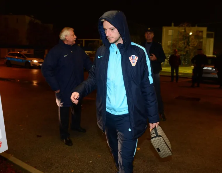 VATRENI DRIL NA KI&Scaron;NOM MAKSIMIRU: Grčka se bliži, nema mjesta opu&scaron;tanju