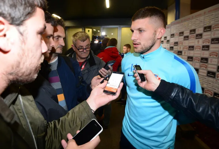 VATRENI DRIL NA KI&Scaron;NOM MAKSIMIRU: Grčka se bliži, nema mjesta opu&scaron;tanju