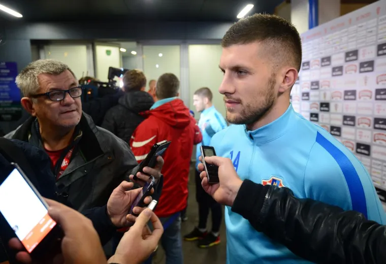 VATRENI DRIL NA KI&Scaron;NOM MAKSIMIRU: Grčka se bliži, nema mjesta opu&scaron;tanju