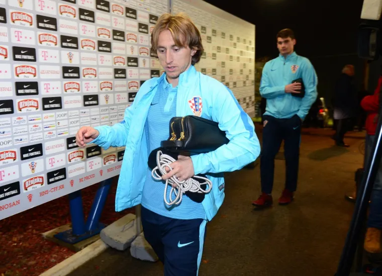 VATRENI DRIL NA KI&Scaron;NOM MAKSIMIRU: Grčka se bliži, nema mjesta opu&scaron;tanju