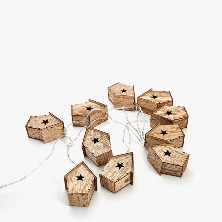 Lampice u obliku kućica, 159,00 kuna