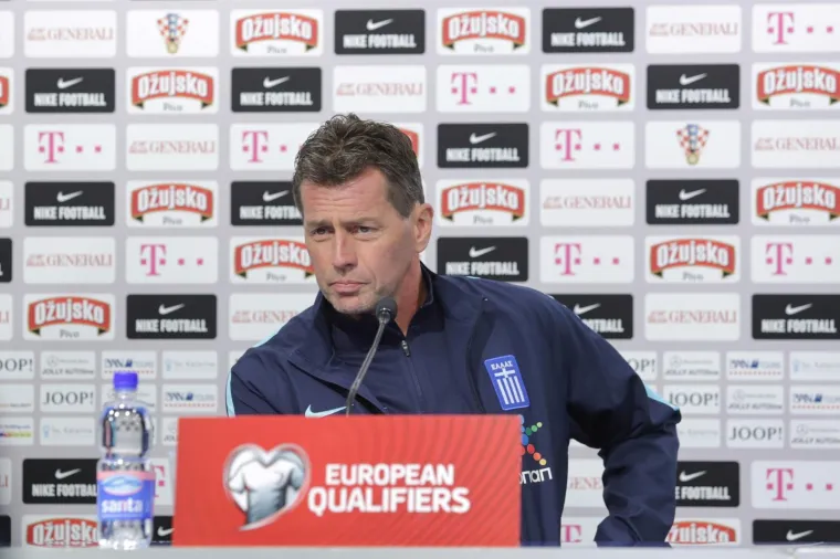 GRCI DOPUTOVALI U ZAGREB: Izbornik Skibbe i Sokratis stali pred novinare