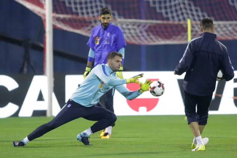 GRCI ODRADILI TRENING NA MAKSIMIRU: Pogledajte kako se suparnici Vatrenih pripremaju za prvi ogled