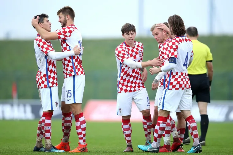 MLADI VATRENI RAZBILI SAN MARINO: I skaut Barcelone svjedočio fantastičnoj predstavi Gračanovih izabranika
