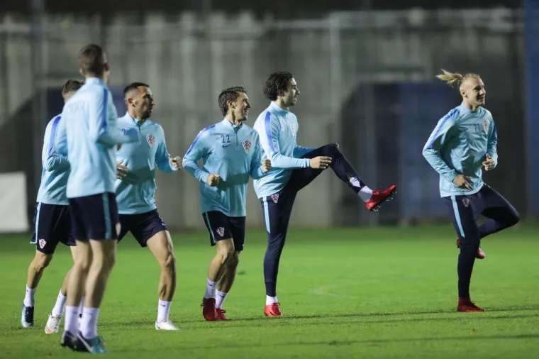 VATRENI ODRADILI TRENING NA HITREC-KACIJANU: Pogledajte kako je izgledala posljednja provjera za Grčku