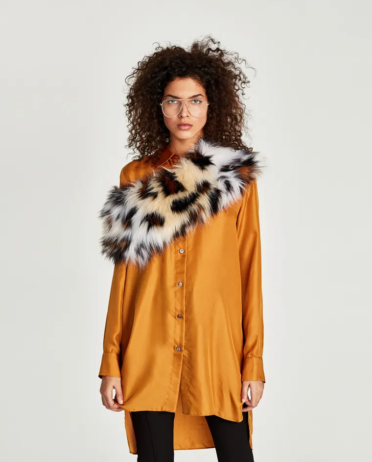 Čupavi šal sa životinjskim printom, Zara, 179,90 kuna