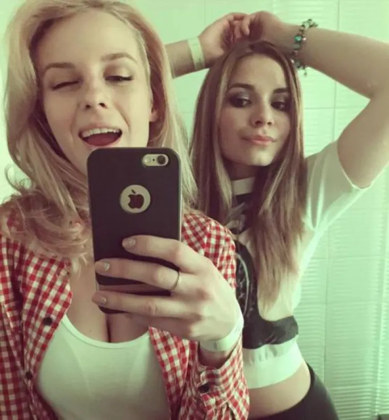 RUSKI HOKEJA&Scaron;I U VELIKIM PROBLEMIMA JER IM NAVIJAČICE TOPE LED: One su glavna atrakcija, provjerite za&scaron;to