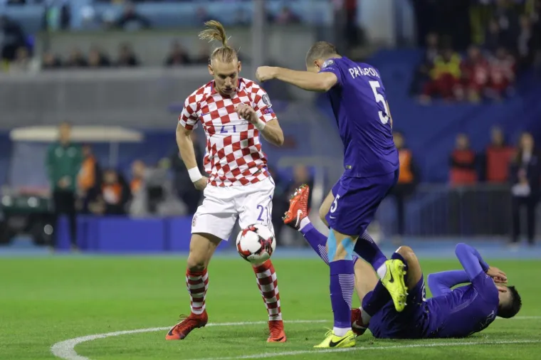 FOTOGRAFIJE NAJBOLJE DOKAZUJU KAKVA SE BORBA VODI: Uzbuđenja na utakmici Hrvatska - Grčka ima na pretek