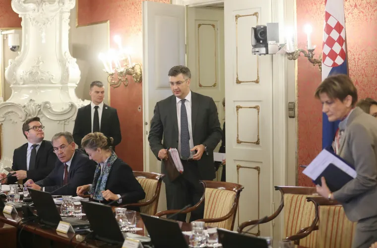 Premijer Plenković odbacio zahtjev oporbe za smjenu vlade