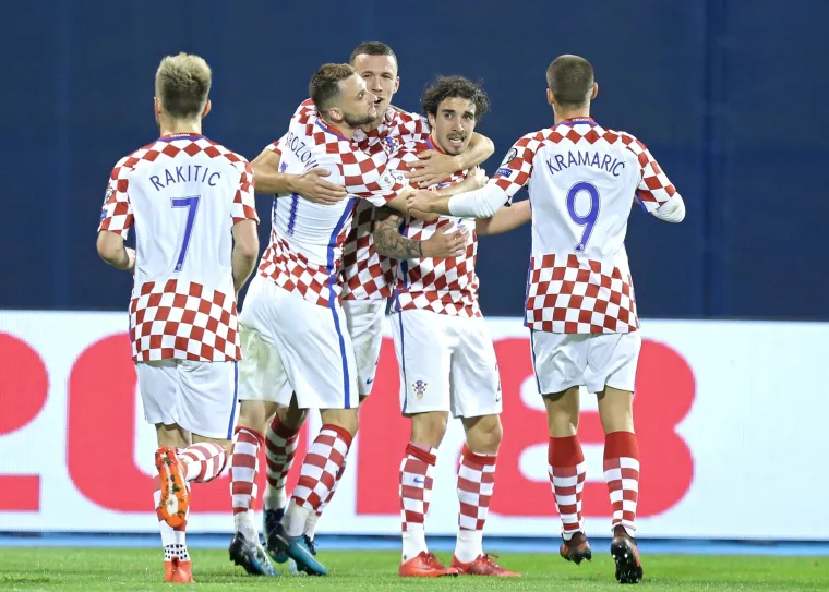 Maksimir je gorio: pogledajte scene razdraganih igrača i navijača nakon spektakularne pobjede nad Grčkom