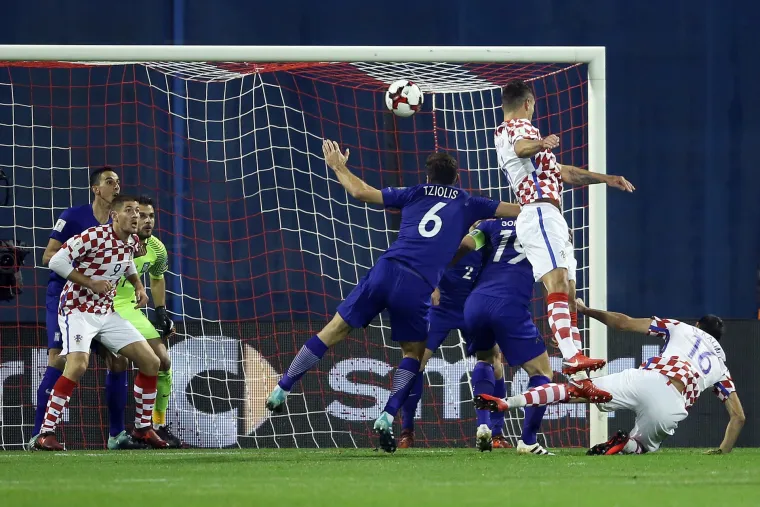 Maksimir je gorio: pogledajte scene razdraganih igrača i navijača nakon spektakularne pobjede nad Grčkom