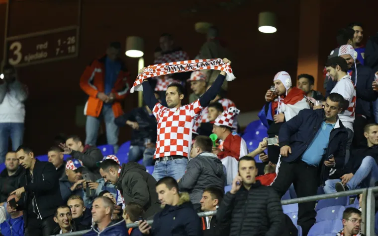 Maksimir je gorio: pogledajte scene razdraganih igrača i navijača nakon spektakularne pobjede nad Grčkom