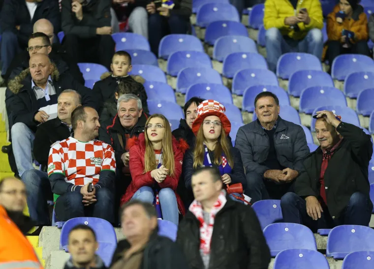 Maksimir je gorio: pogledajte scene razdraganih igrača i navijača nakon spektakularne pobjede nad Grčkom