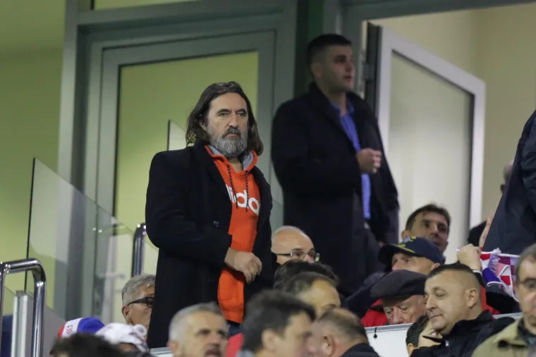 MAKSIMIRSKA LOŽA BILA JE PUNA DO POSLJEDNJEG MJESTA: Vatrene bodrili premijer Plenković, ministri, Horvatinčić...