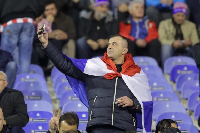 ONI MORAJU BITI DVANAESTI IGRAČ: Publika je ispunila tribine, ovakve fotografije s Maksimira već dugo niste vidjeli