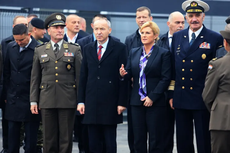 HRVATSKA VOJSKA VRATILA SE U VUKOVAR: Pogledajte kako je izgledalo svečano otvorenje vojarne