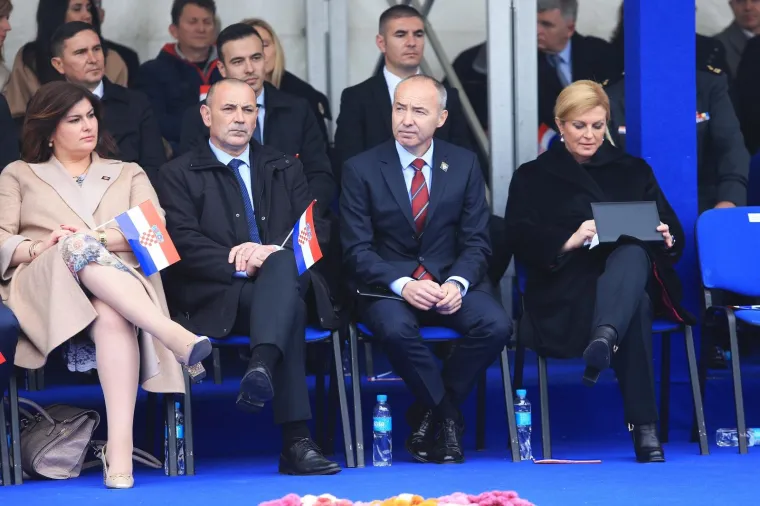 HRVATSKA VOJSKA VRATILA SE U VUKOVAR: Pogledajte kako je izgledalo svečano otvorenje vojarne