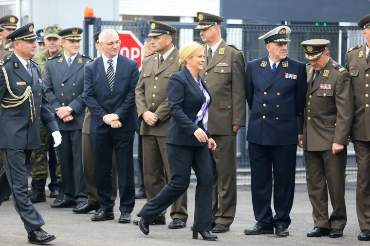 HRVATSKA VOJSKA VRATILA SE U VUKOVAR: Pogledajte kako je izgledalo svečano otvorenje vojarne