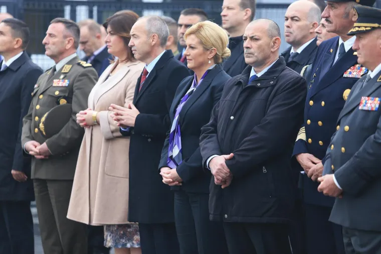 HRVATSKA VOJSKA VRATILA SE U VUKOVAR: Pogledajte kako je izgledalo svečano otvorenje vojarne