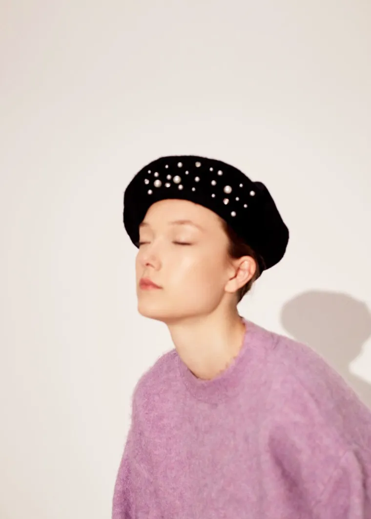 Beretka s perlicama, Mango, 169,90 kuna