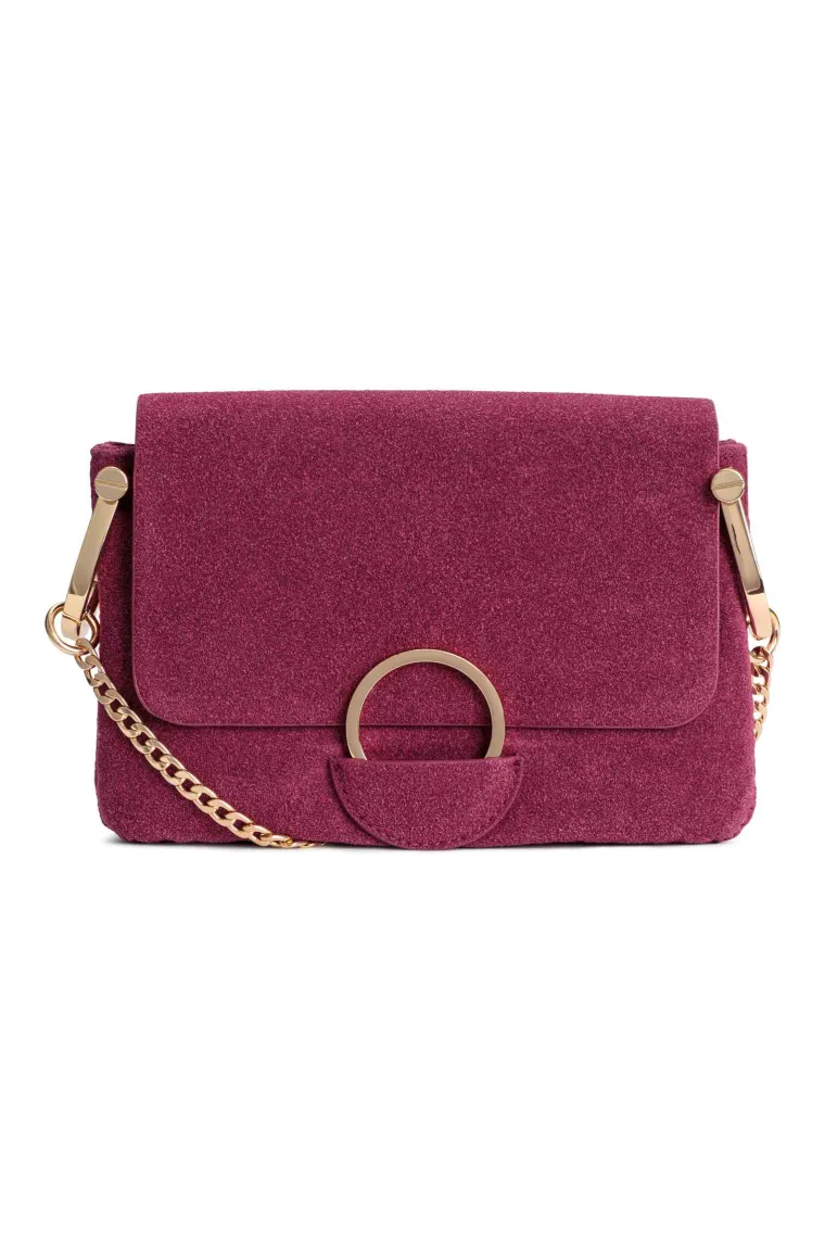 Torba s metalnim detaljem, 187,42 kune