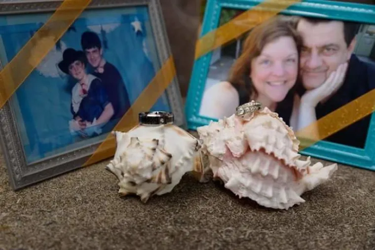 FOTKE KOJE DOKAZUJU DA LJUBAV MOŽE BITI VJEČNA: Usporedili sada&scaron;nje fotke i one s početka veze