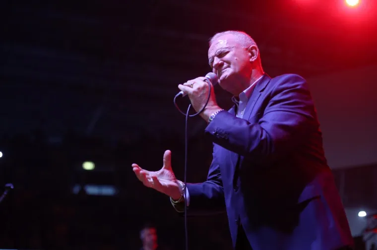 'HRVATSKA NOĆ' U FRANKFURTU: Pogledajte koja su velika imena hrvatske estrade zapjevala za Hrvate u iseljeni&scaron;tvu