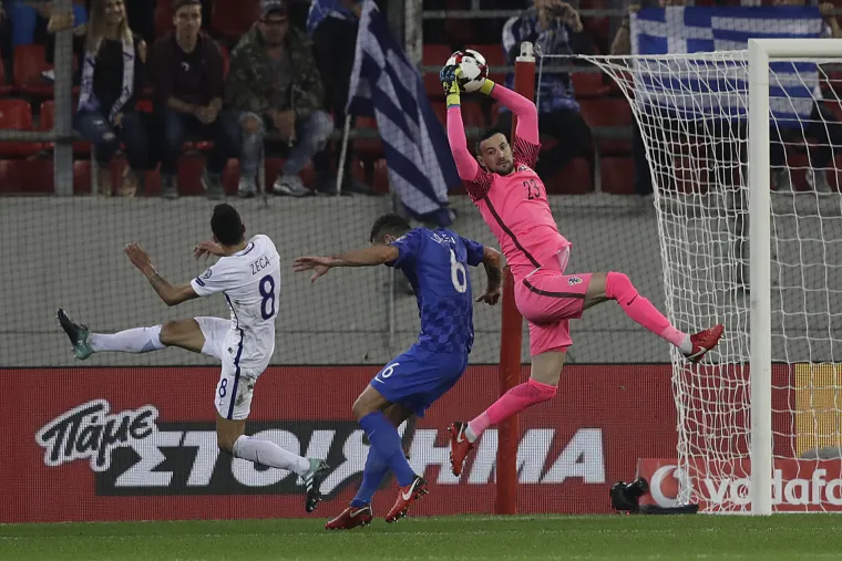 Odlučujući korak Vatrenih prema Rusiji: napeta borba između Hrvatske i Grčke u Pireju