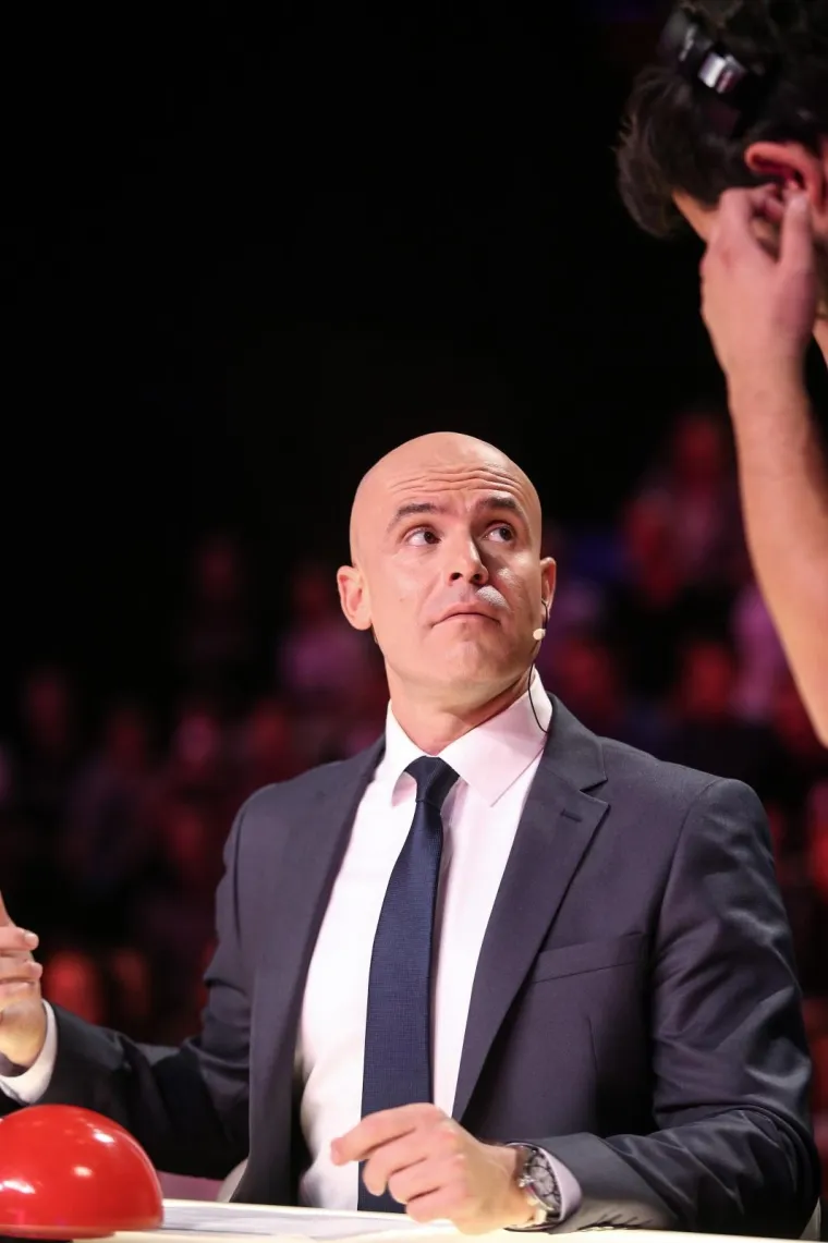 OVAKO TO IZGLEDA KADA SE KAMERE OKRENU: Pogledajte atmosferu sa snimanja druge polufinalne emisije 'Supertalenta'