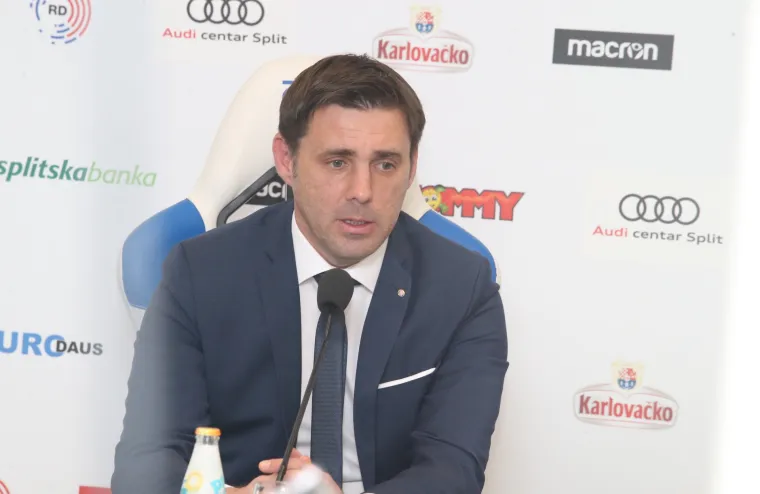 Hajduk predstavio novog trenera Željka Kopića