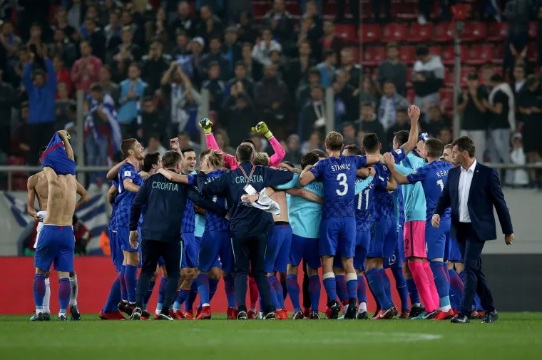 Slavlje hrvatskih reprezentativaca nakon &scaron;to su izborili Svjetsko prvenstvo u Rusiji