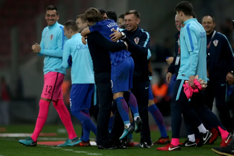 Slavlje hrvatskih reprezentativaca nakon &scaron;to su izborili Svjetsko prvenstvo u Rusiji