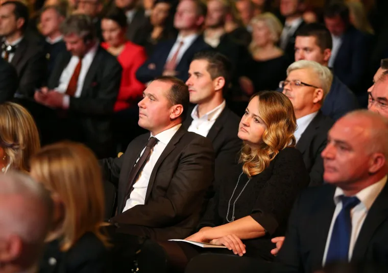 Dodijeljene Zlatne kune: rovinjska Maistra najbolja, na svečanoj ceremoniji politička i poduzetnička elita