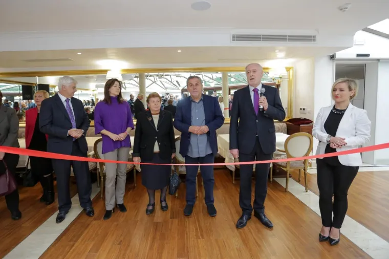 Na otvorenju je bio i zagrebački gardonačelnik Milan Bandić te &scaron;efica Turističke zajednice grada Martina Bienenfeld