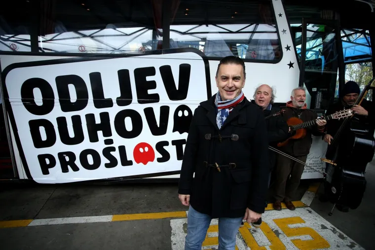 Kreativci za bolje sutra iz Zagreba poslali duhove pro&scaron;losti autobusom van Hrvatske