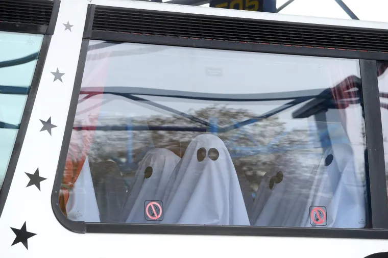 Kreativci za bolje sutra iz Zagreba poslali duhove pro&scaron;losti autobusom van Hrvatske