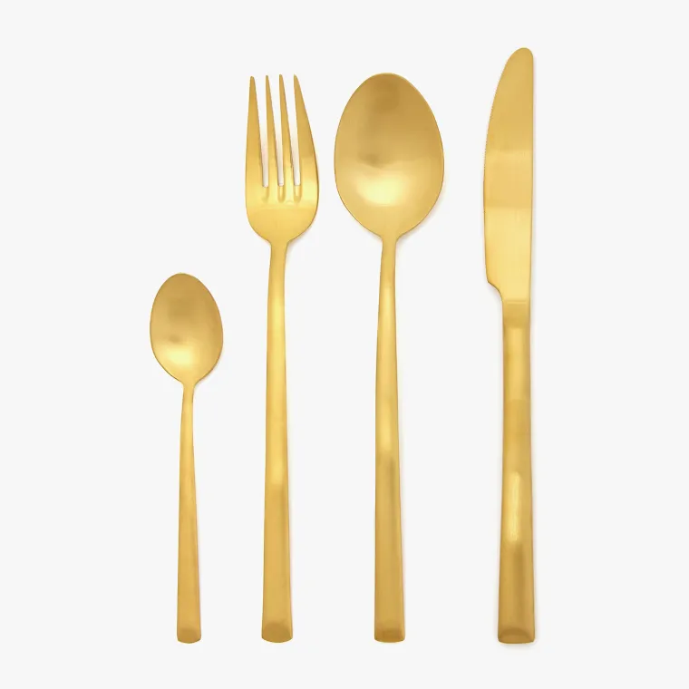 Pribor za jelo od čelika zlatne boje, Zara Home, Vilica - 49,00 kuna, Žlica - 49,00 kuna, Nož - 49,00 kuna, Mala žlica - 45,00 kuna