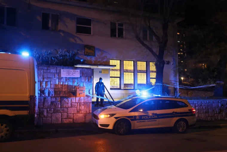 Noćni prepad u Rijeci: maskirana osoba opljačkala poslovnicu Hrvatske po&scaron;te