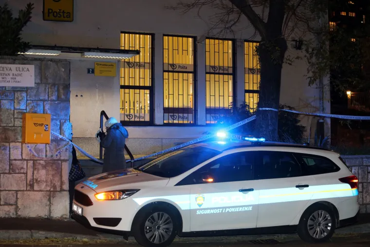 Noćni prepad u Rijeci: maskirana osoba opljačkala poslovnicu Hrvatske po&scaron;te