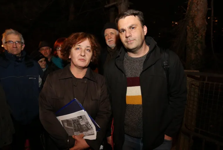 Prosvjed stanovnika Sigeta koji se protive izgradnji budućeg trgovačkog centra