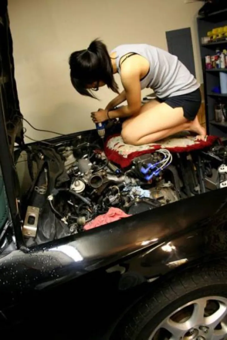 ZA&Scaron;TO NA&Scaron; AUTOMEHANIČAR NE IZGLEDA TAKO.... Zbog njih ljudi izmi&scaron;ljaju bolesti, putovanja, kupuju alfe...