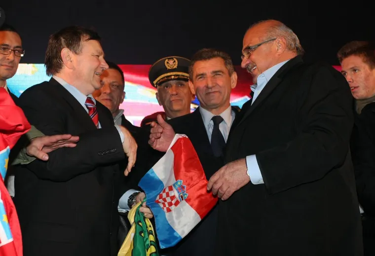 PRIJE PET GODINA CIJELA JE HRVATSKA KUCALA KAO JEDNO: Riječi generala Gotovine na Trgu bana Jelačića ostale su upisane u povijest...