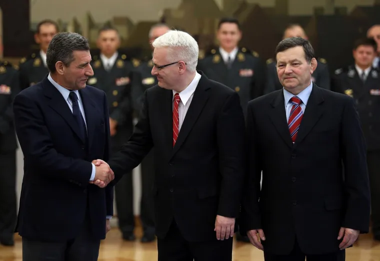 PRIJE PET GODINA CIJELA JE HRVATSKA KUCALA KAO JEDNO: Riječi generala Gotovine na Trgu bana Jelačića ostale su upisane u povijest...