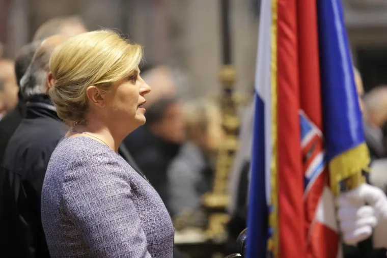 U KATEDRALI ODRŽANA MISA POVODOM PETE OBLJETNICE POVRATKA GENERALA: Stigli predsjednica, Krsičević, Klemm...