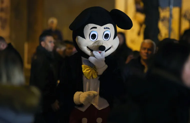 Prosvjed građana zbog odluke MUP-a da preseli azilante iz Porina u hostel Arena na Lani&scaron;tu