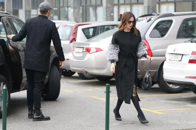 SEVERINA I POPOVIĆ OPET BILI NA SUDU: Pjevačicu je na roči&scaron;te dopratio suprug i pred svima je izljubio za hrabrost