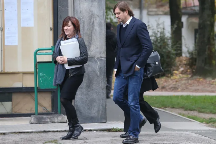 SEVERINA I POPOVIĆ OPET BILI NA SUDU: Pjevačicu je na roči&scaron;te dopratio suprug i pred svima je izljubio za hrabrost